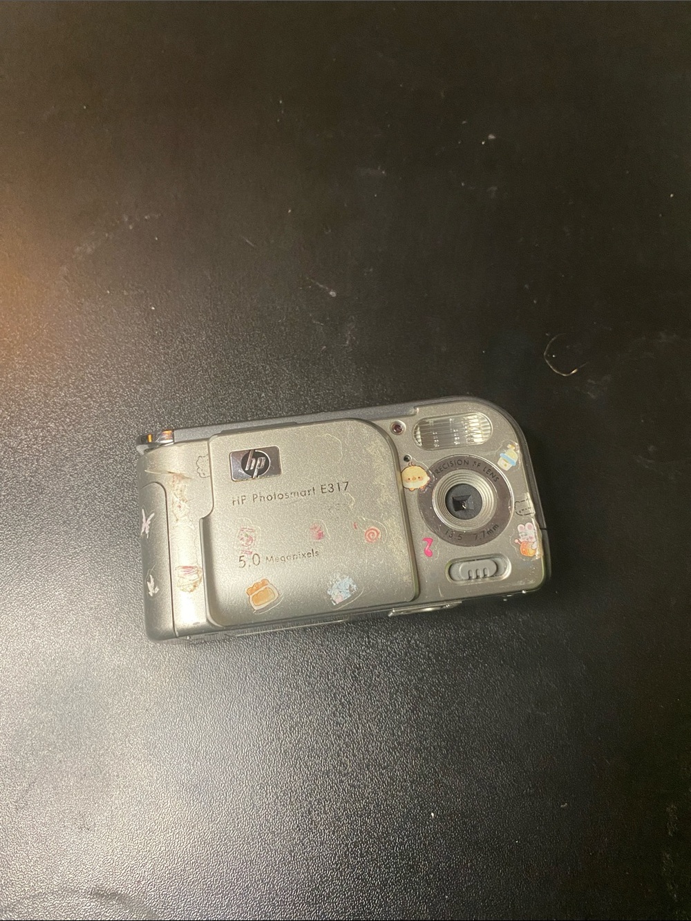 HP Photosmart E317 Compact Silver Digital Camera with Sticker Accents